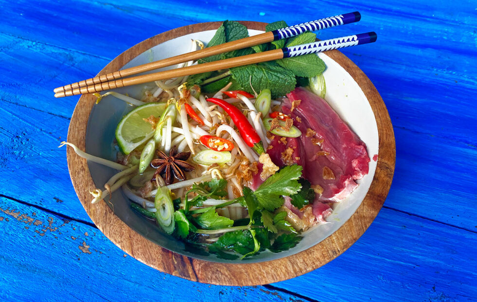 pho-bo-uit-vietnam-spicy-noedelsoep-met-rundvlees