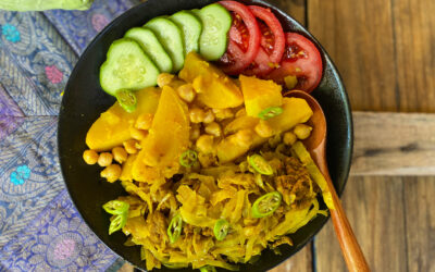 Indiase spitskool- en aardappelcurry